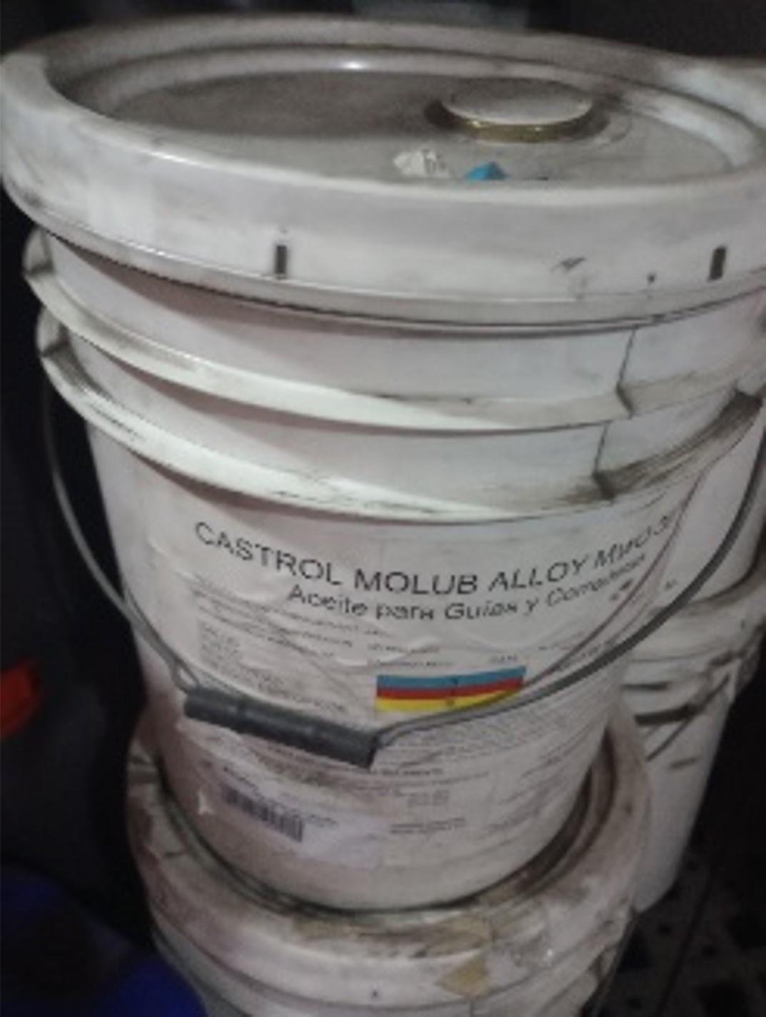 MOLUB-ALLOY CASTROL